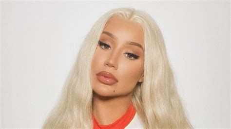 How Rapper Iggy Azalea Is Making Money On OnlyFans